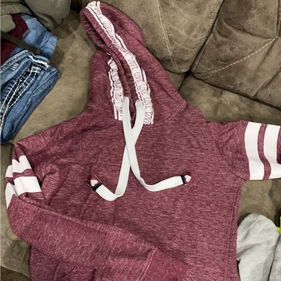 No stains, worn only a handful of times - Picture 1 of 1